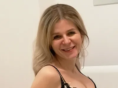 Webcam model MilfNatashe (39)