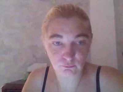 Webcam model GoldenMilf (46)