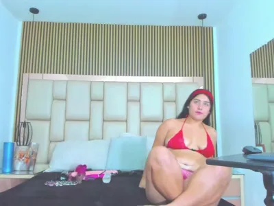 Webcam model Candindhanna (19)