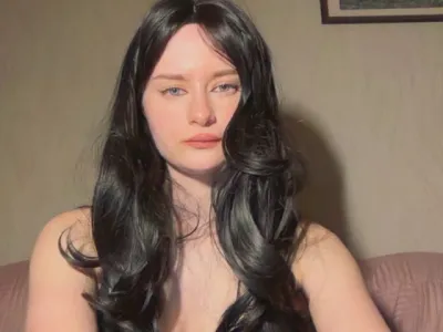 Webcam model IsaFoxy (20)