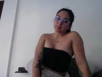 Webcam model AngelaLee (19)