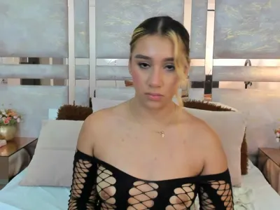 Webcam model EmilyBlush (18)