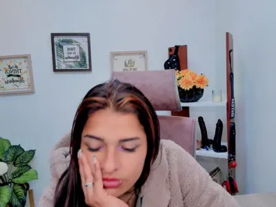 Webcam model ZalomeHott (20)