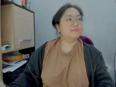 Webcam model QiraNiki (30)