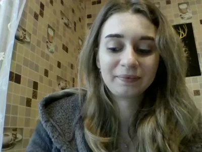 Webcam model BlondeShine (24)