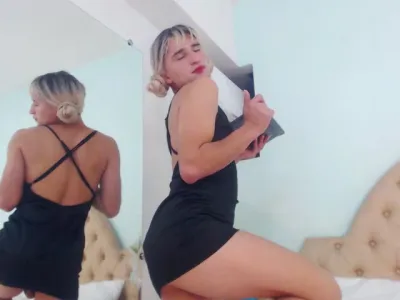 Webcam model ZoeBanner (18)