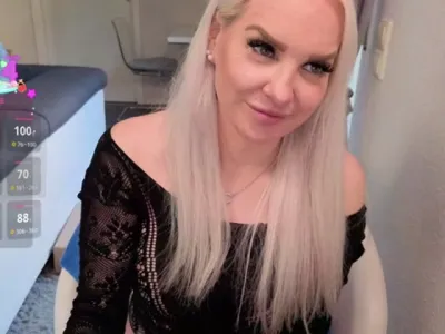 Webcam model MiaxxxLive (34)