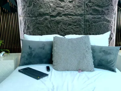 Webcam model CournySkinny (19)