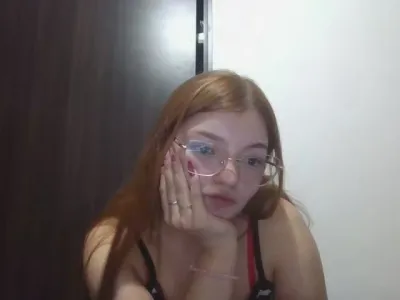 Webcam model NayaBeat (18)