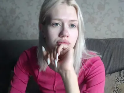 Webcam model BlondyLedy (18)