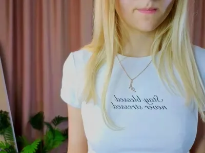 Webcam model NoctisVeil (19)