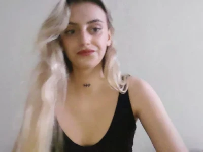 Webcam model StellaBlonde (20)