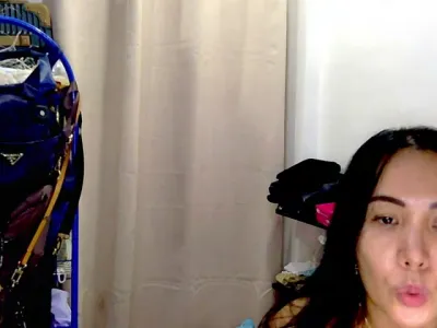 Webcam model Ara (37)