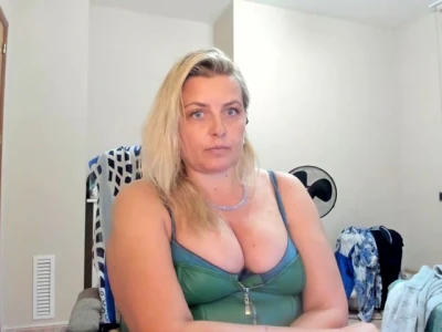Webcam model Findomfetisj (45)