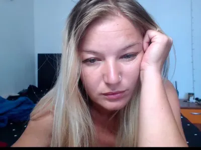 Webcam model blondesin (31)